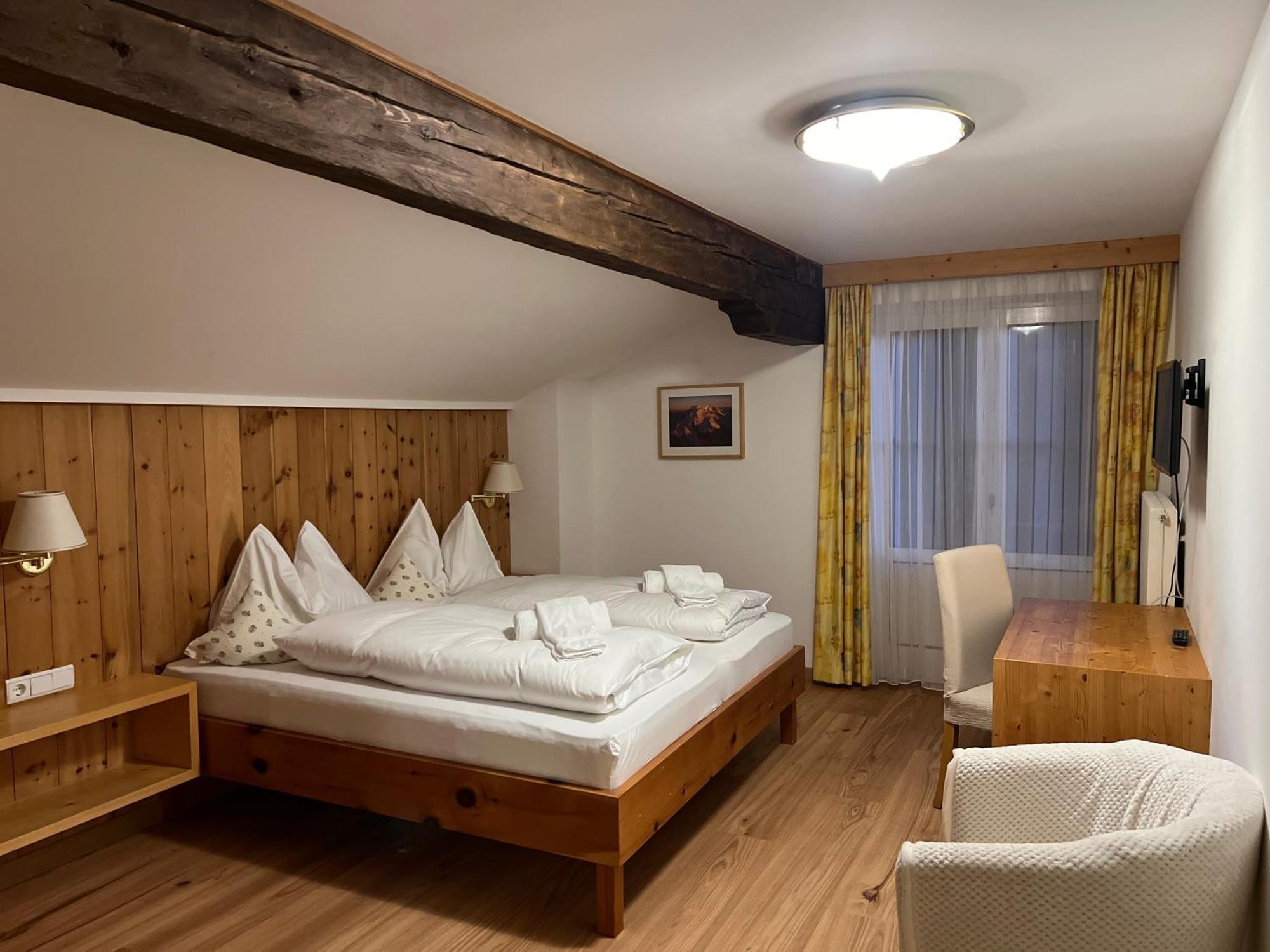 Lake & River Hotel カレッツァ・アル・ラーゴ エクステリア 写真